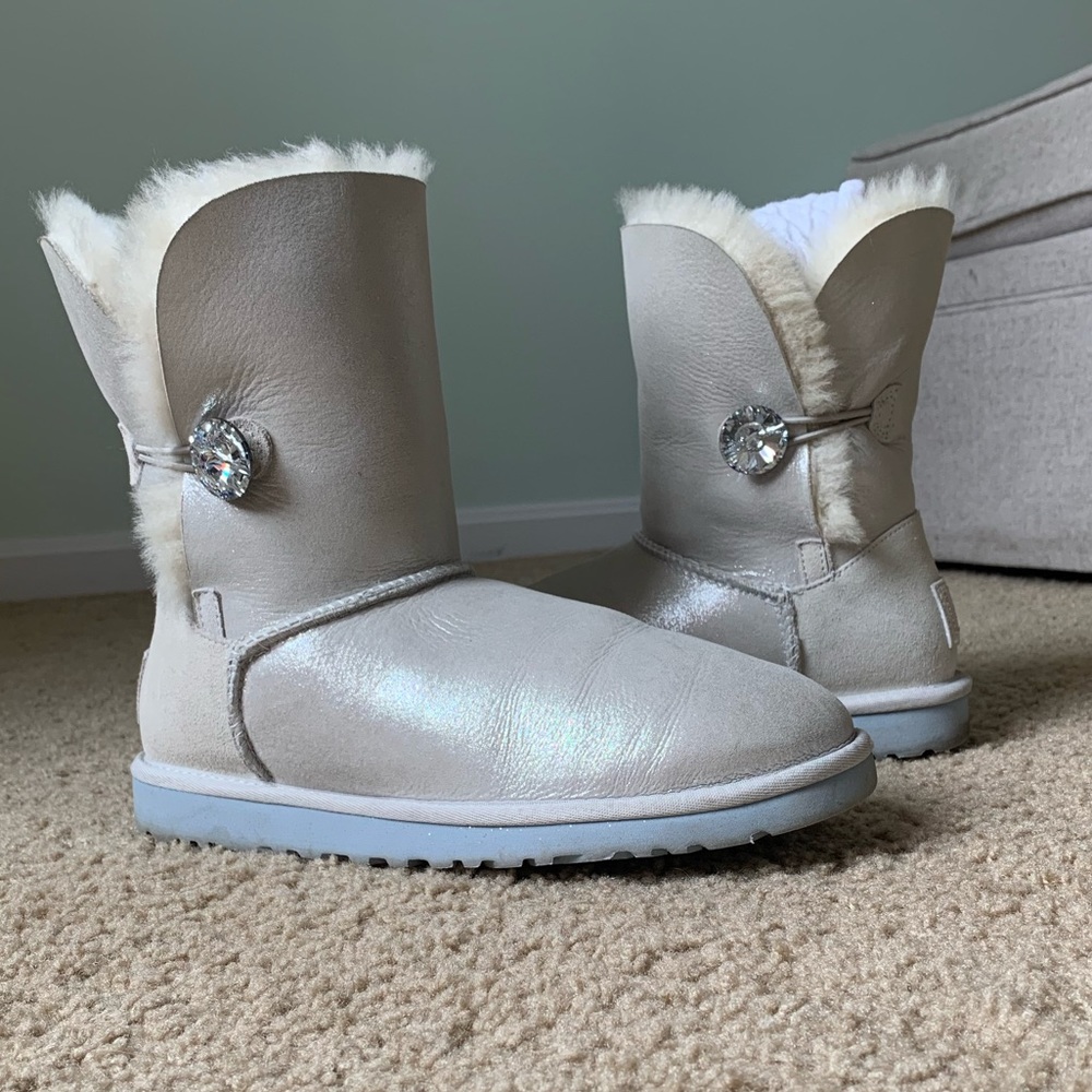 Size 8 Bridal Uggs